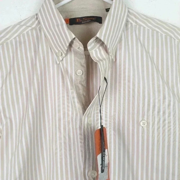 Ben Sherman Button down Size Medium NWT - Picture 2 of 8